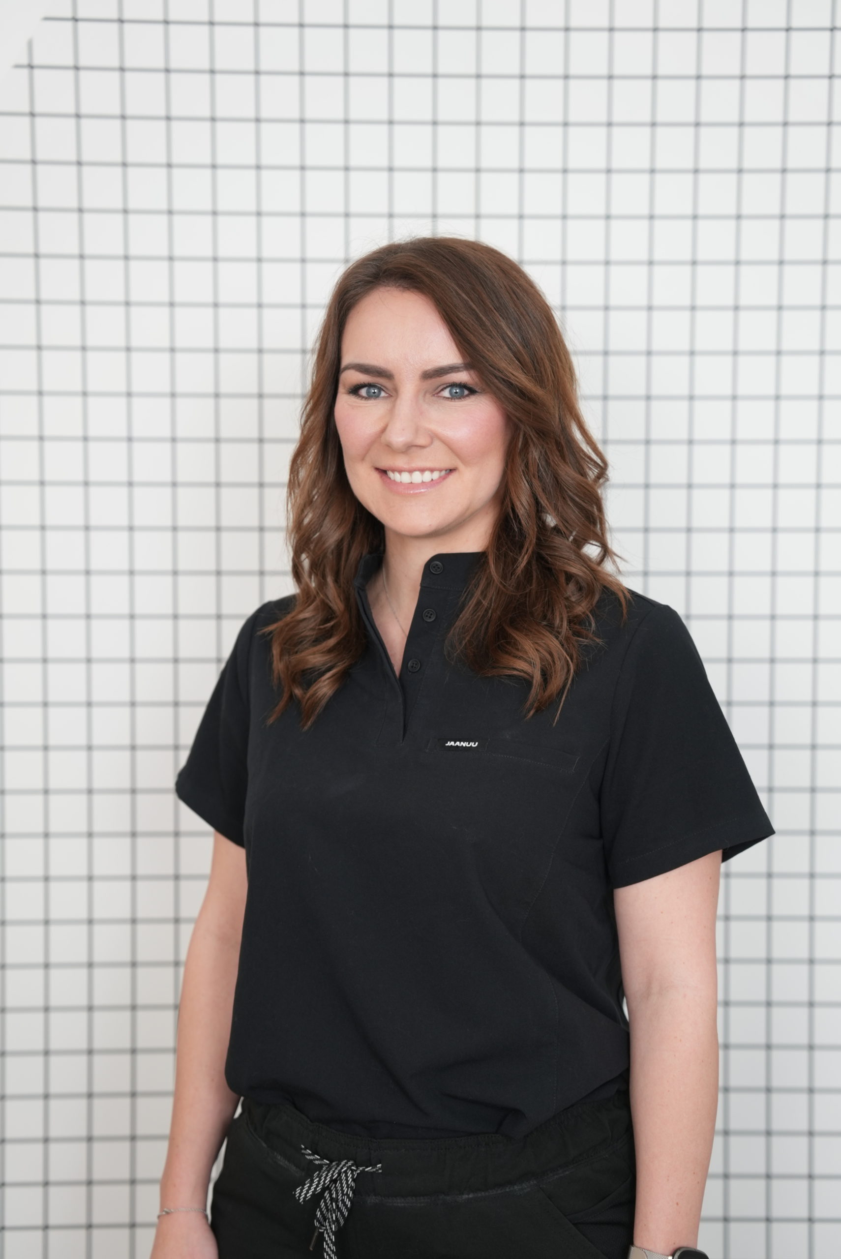 Dr Lisa Kienert 